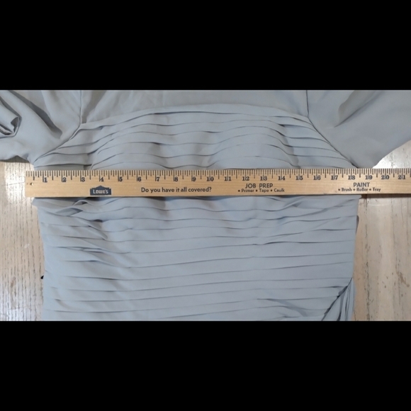 Izilady NWT gown with boning and pleats size 16 - Picture 8 of 15